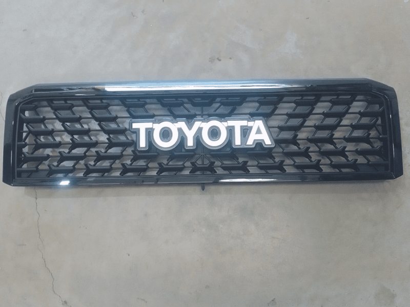 Toyota Land Cruiser 79/76 Series Super black grill.