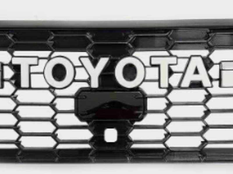 Toyota Land Cruiser 300 Facelift Grill Gloss Black and White Lettering