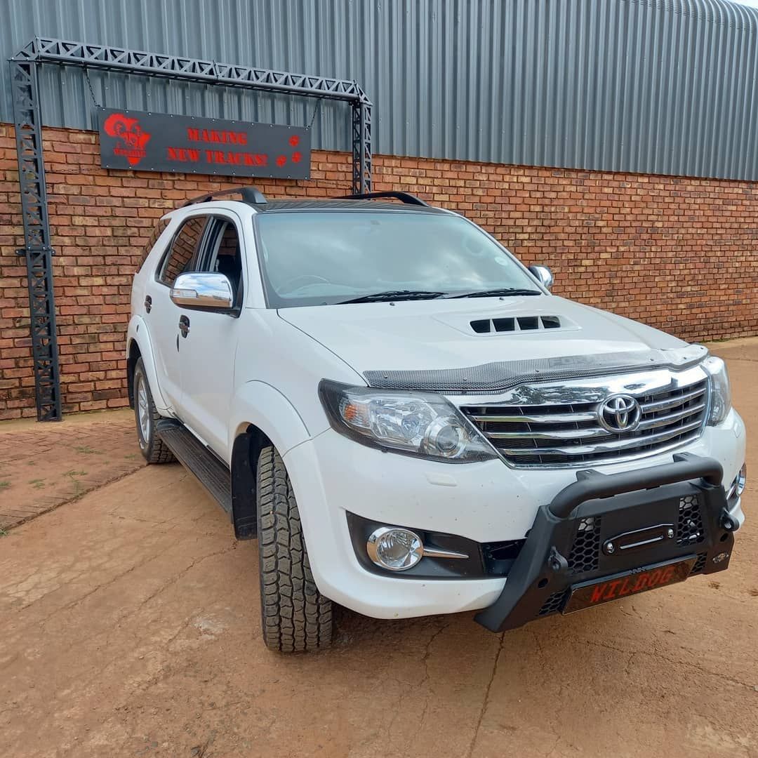 Toyota Fortuner D4D 2011-2015 Wildog Bulldog Nudge