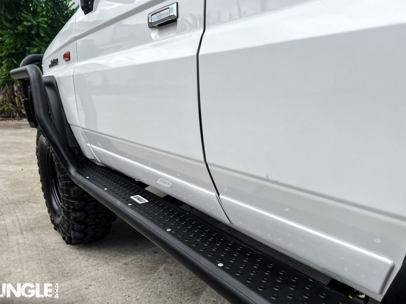 LC 79 2024+ SIDE RAILS