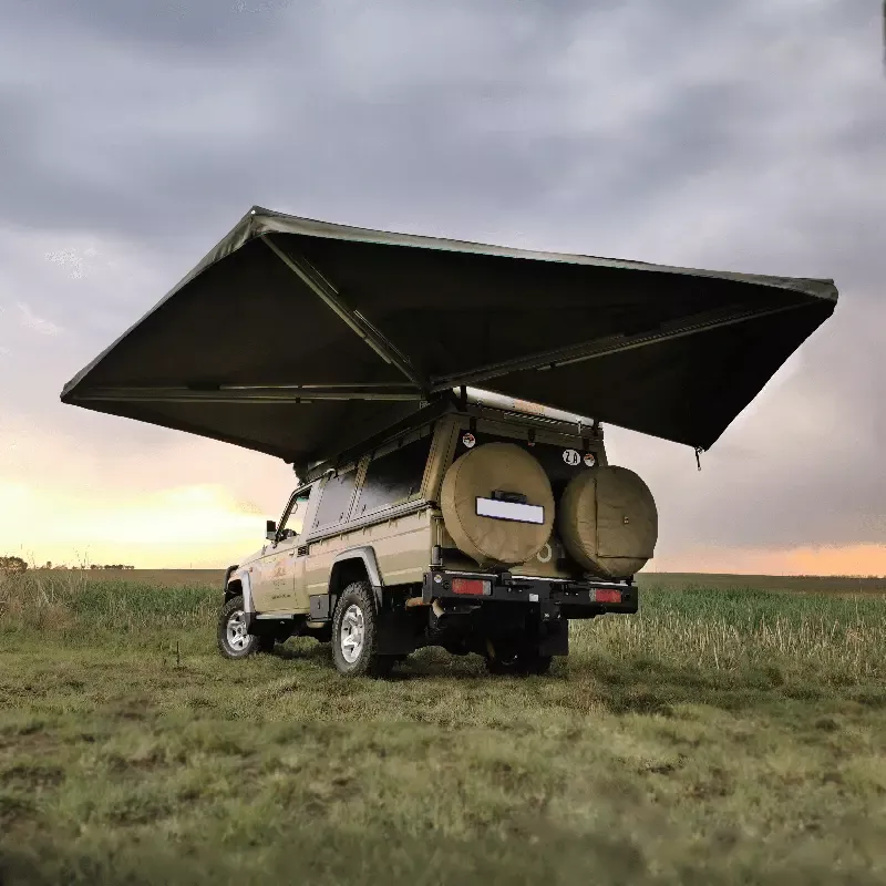 Big Country – OSTRICH WING AWNING