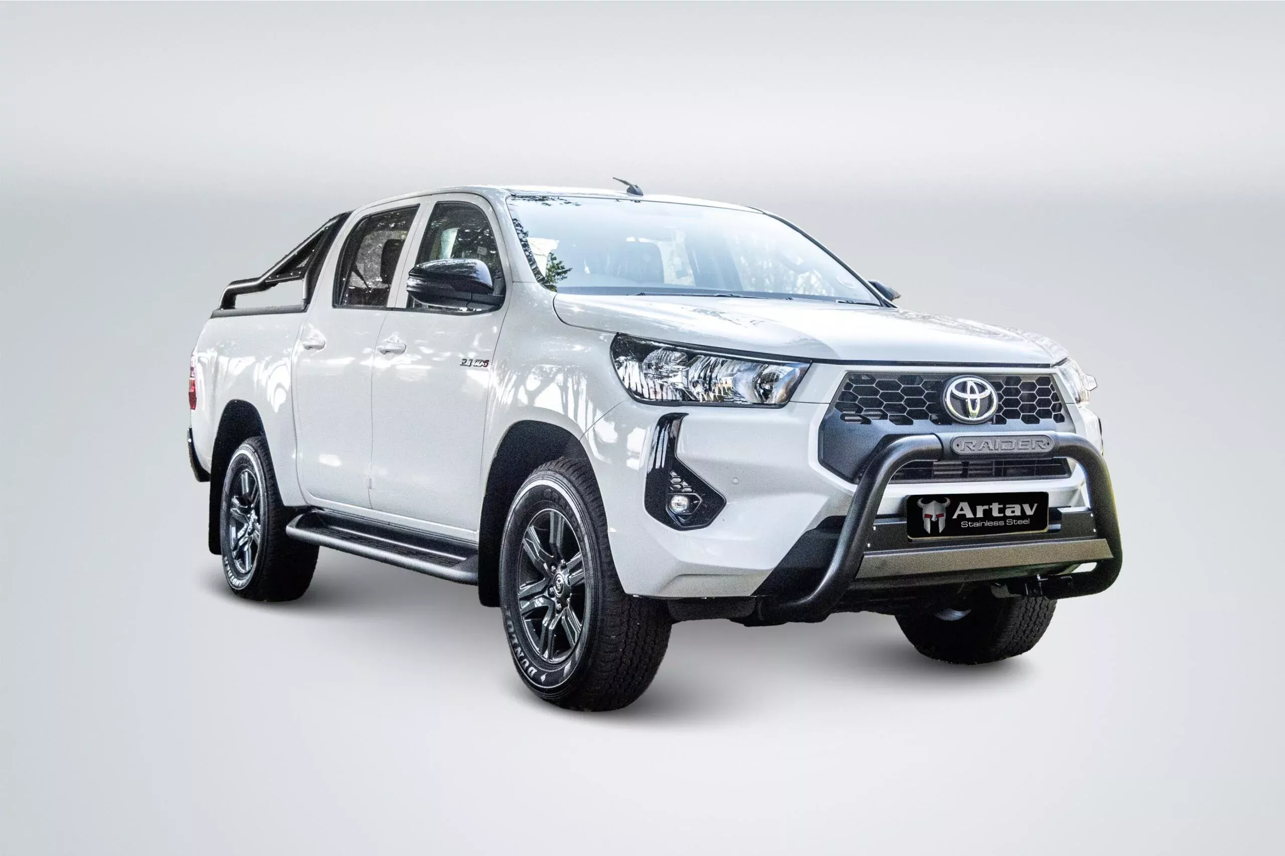 Toyota Hilux RAIDER Honeycomb Nudge Bar Black