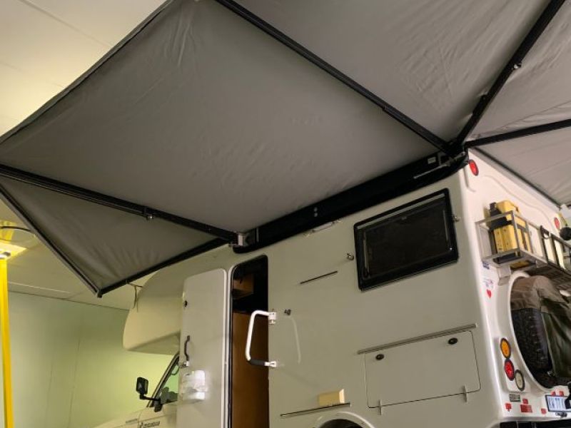 Quick Pitch Weathershade Maxx Awning